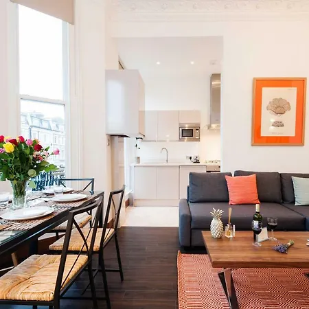 The Holland Road Residence